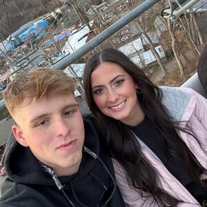 Meet your Posher, Avery